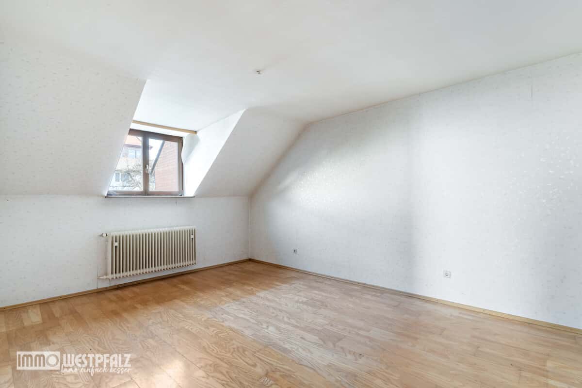 Schlafzimmer 1/3 OG