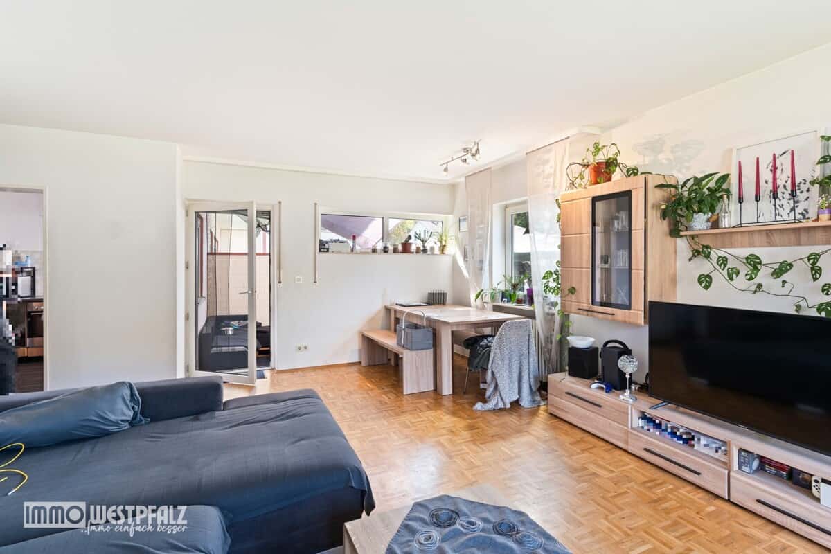 Wohnzimmer mit Terrassenzugang