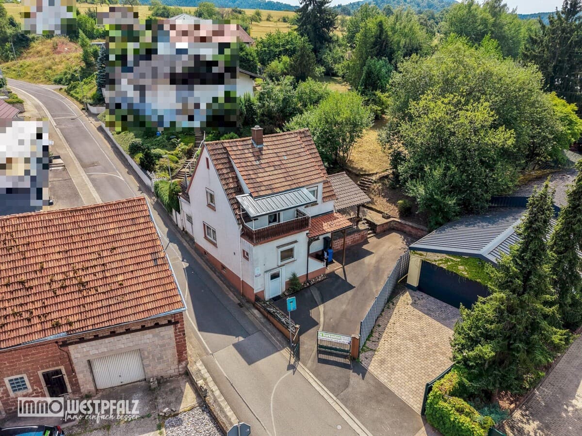 einfamilienhaus-busenberg-vorderseite