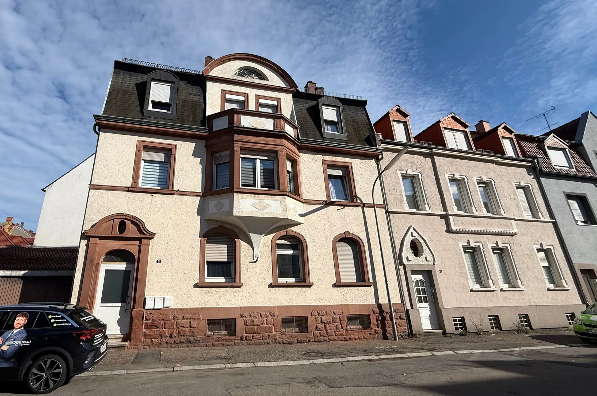 Titelbild der Referenz Historisches 3-Parteienhaus in Pirmasens diskret verkauft